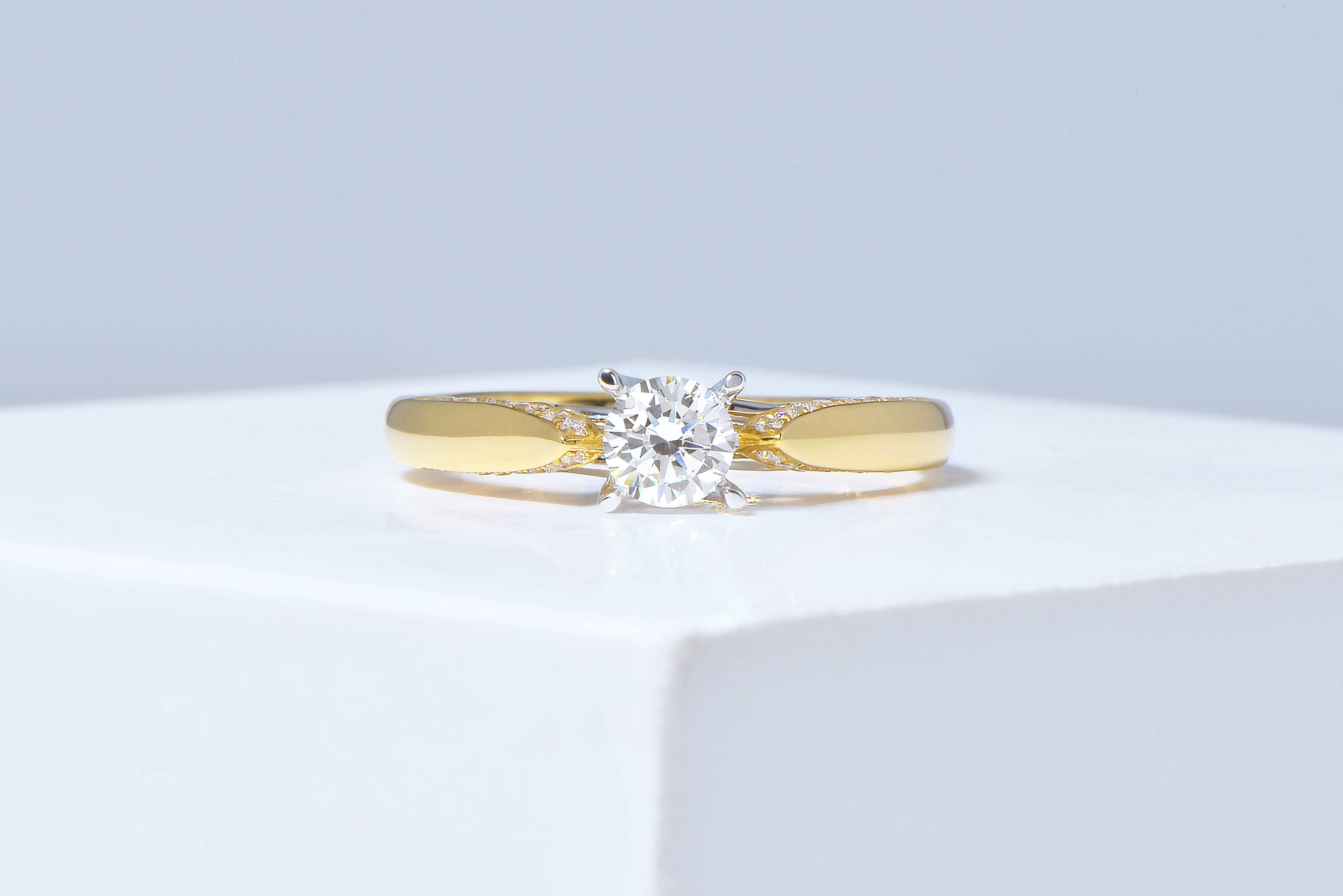 30分淡金雙色鑽戒