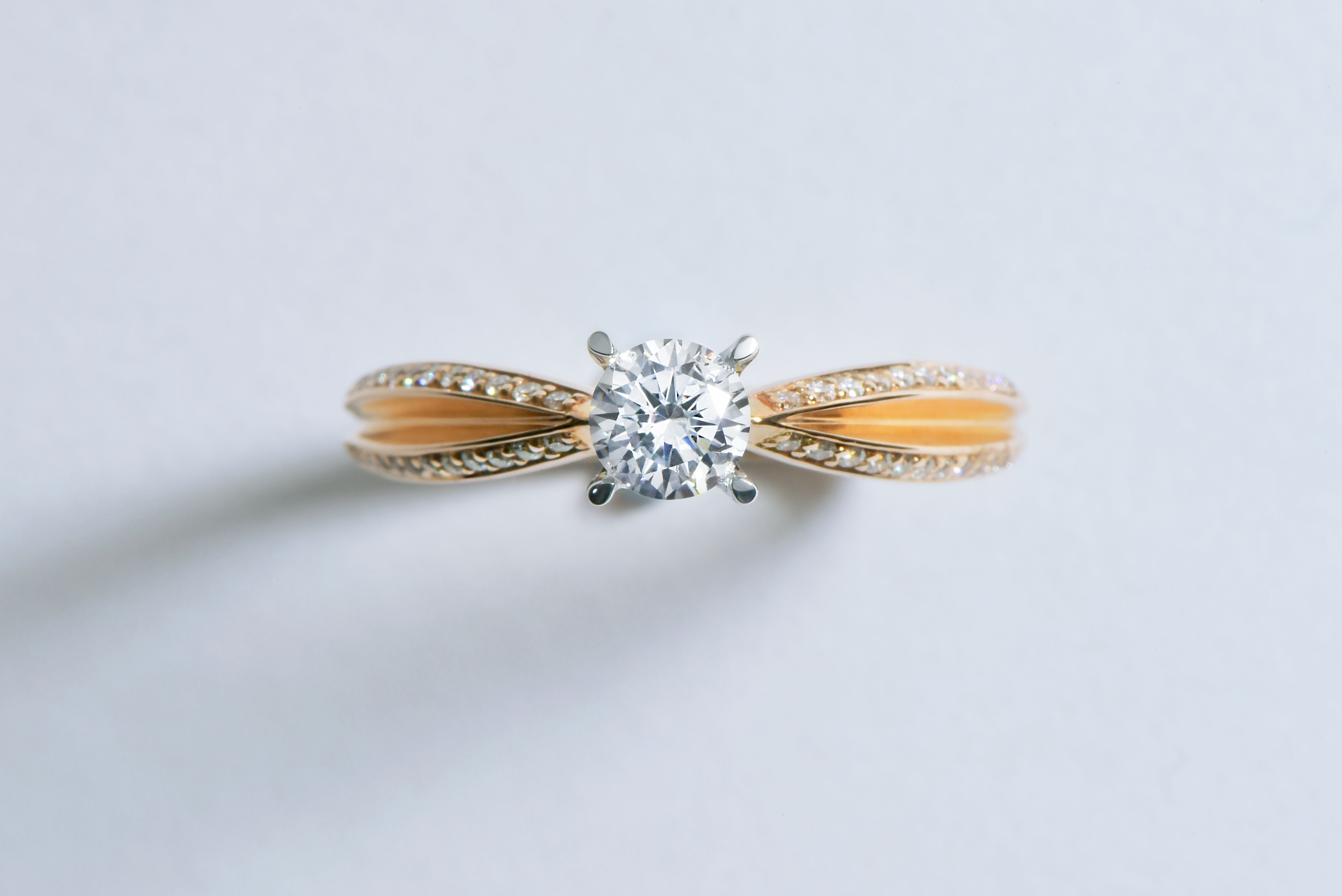 30分玫瑰金雙色鑽戒