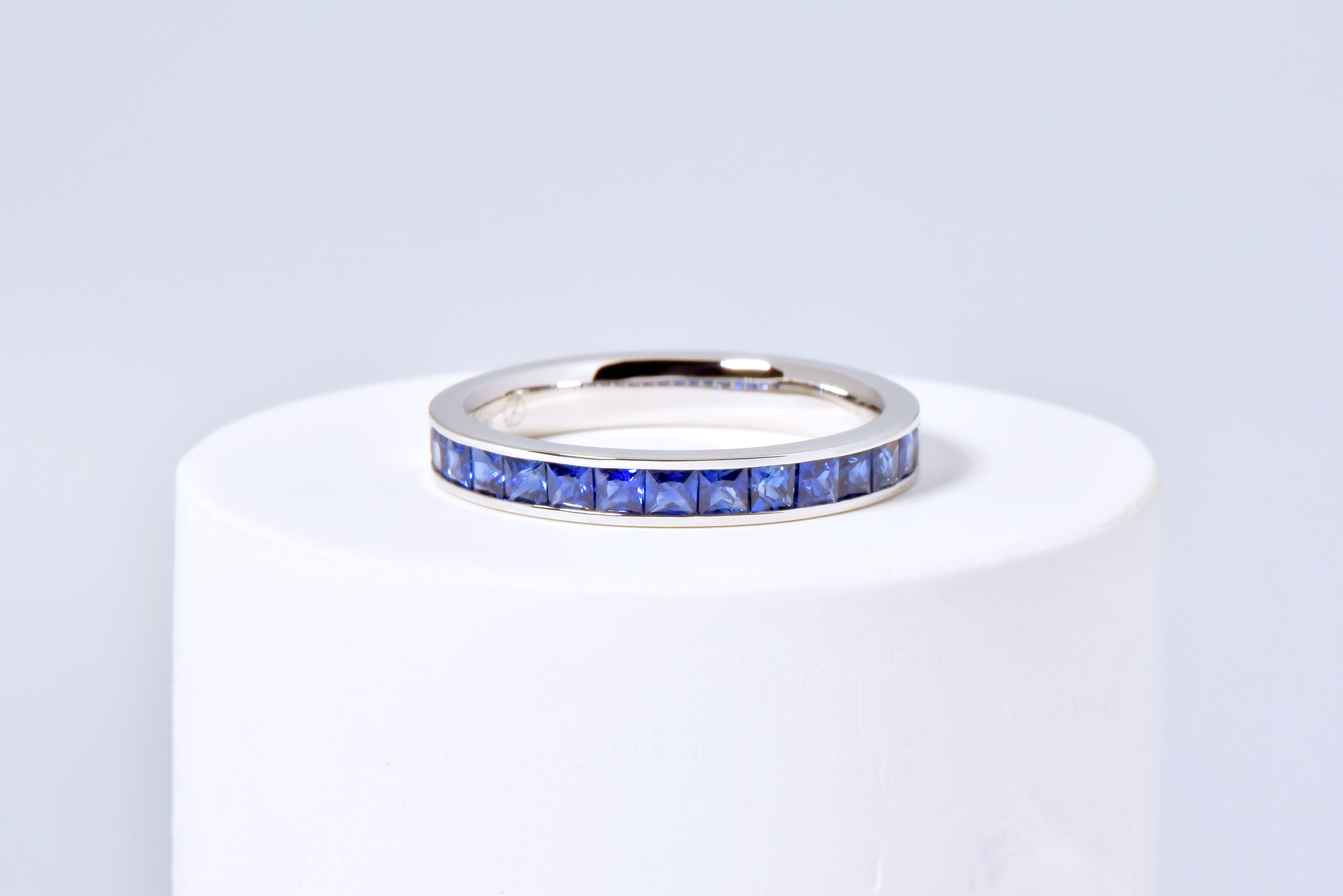 藍寶石鉑金線戒