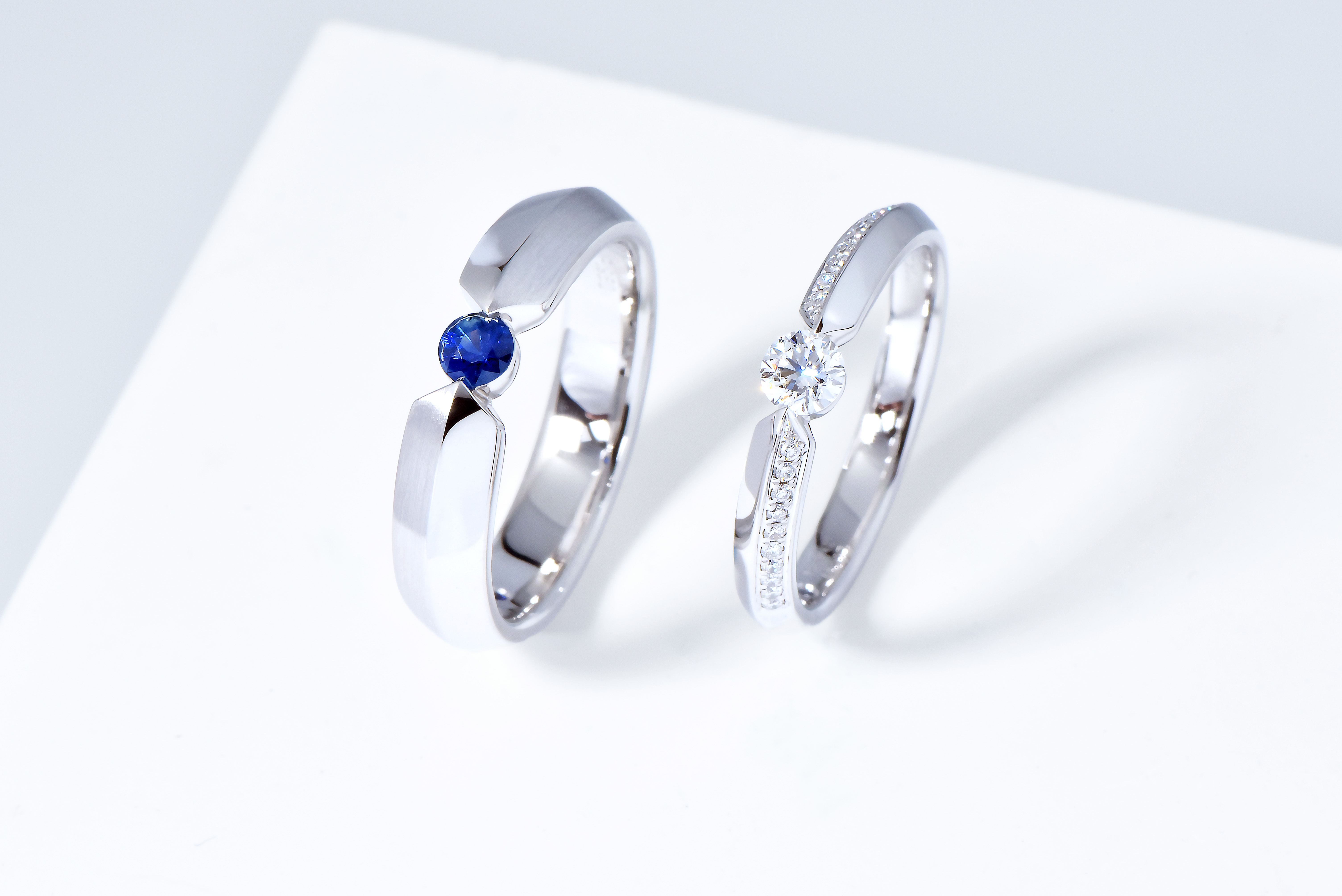 藍寶與鑽石鉑金對戒